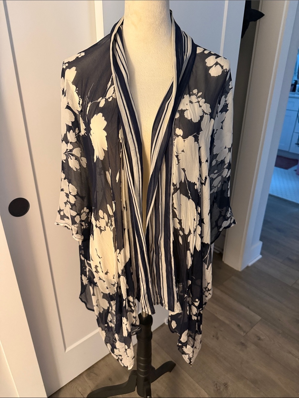 Anthropologie Navy & White Floral Sheer Kimono Cardigan